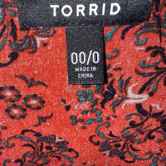 Torrid Floral Kimono Cardigan Open Front Red Black Plus Size 00/0 - Picture 6 of 6